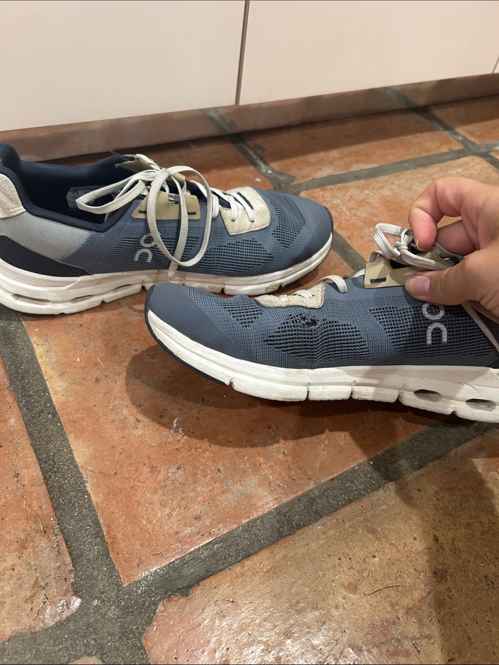 On Running Men's Navy and White Athletic Running Shoes - Picture 5 of 11